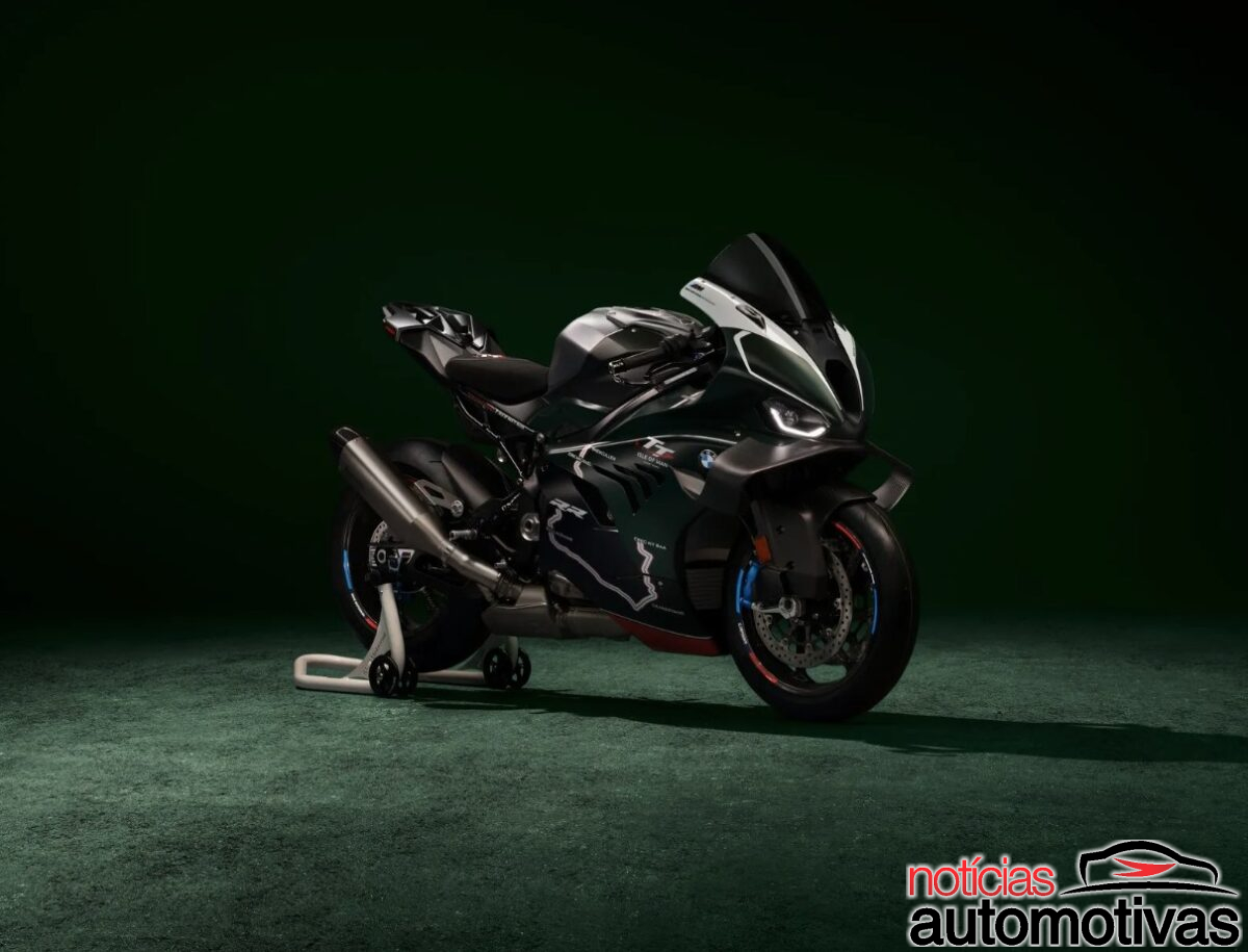 bmw m 1000 rr isle of man tt (2) bmw m 1000 rr isle of man tt (2)