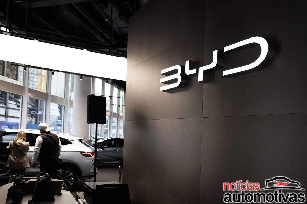 BYD ameaça processar governo dos EUA após ser colocada em lista militar e vê ataque ao seu sucesso global