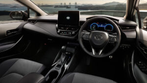 corolla active sport 6