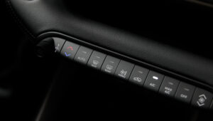 jeep avenger interior 9