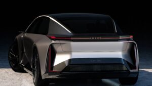Lexus Lf Zc 3