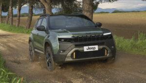 novo jeep avenger 85 aniversario 1