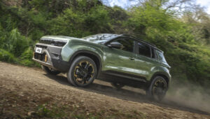 novo jeep avenger 85 aniversario 2