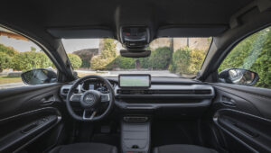 novo jeep avenger 85 aniversario 5