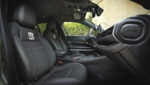 novo jeep avenger 85 aniversario 6