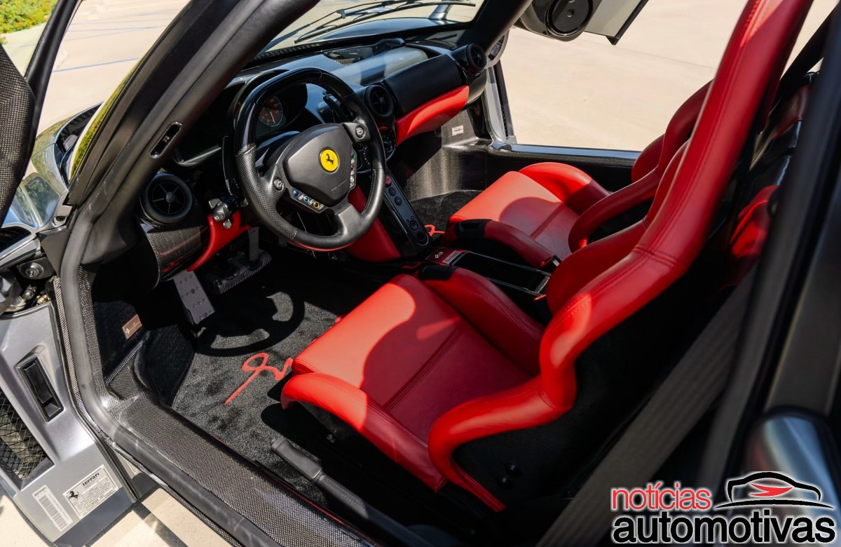 Ferrari Enzo 2003 Cinza 3 Ferrari Enzo 2003 Cinza 3