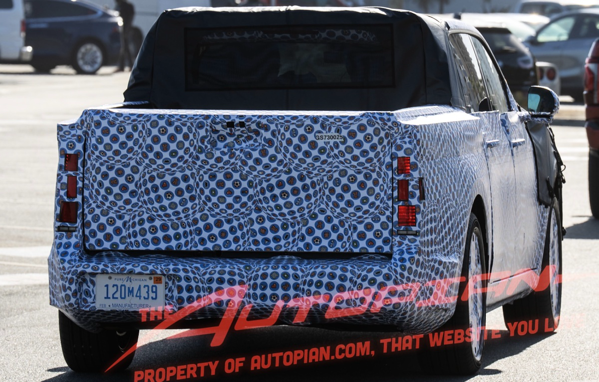 Flagra Picape Ford Ev Sem Marca 2