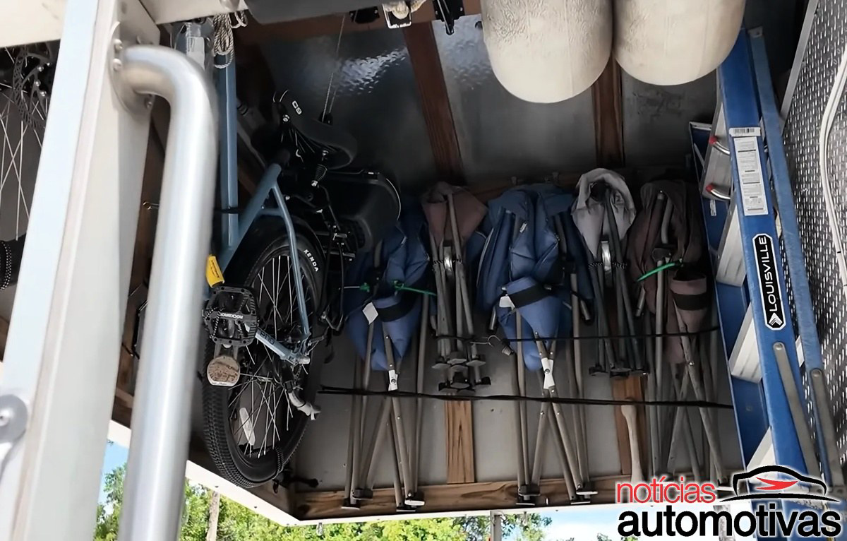 Ford F550 Camper 4 Ford F550 Camper 4