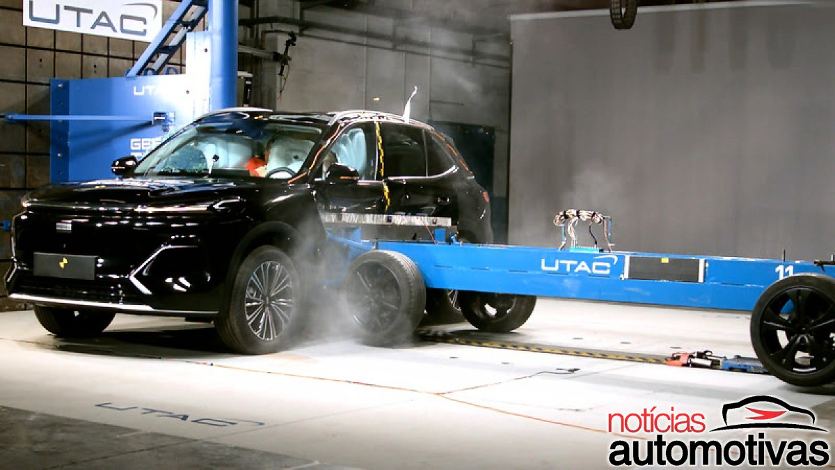O avanço dos chineses em segurança ganhou palco no mundo: Geely faz impacto lateral com poste rígido e supera os limites do Euro NCAP
