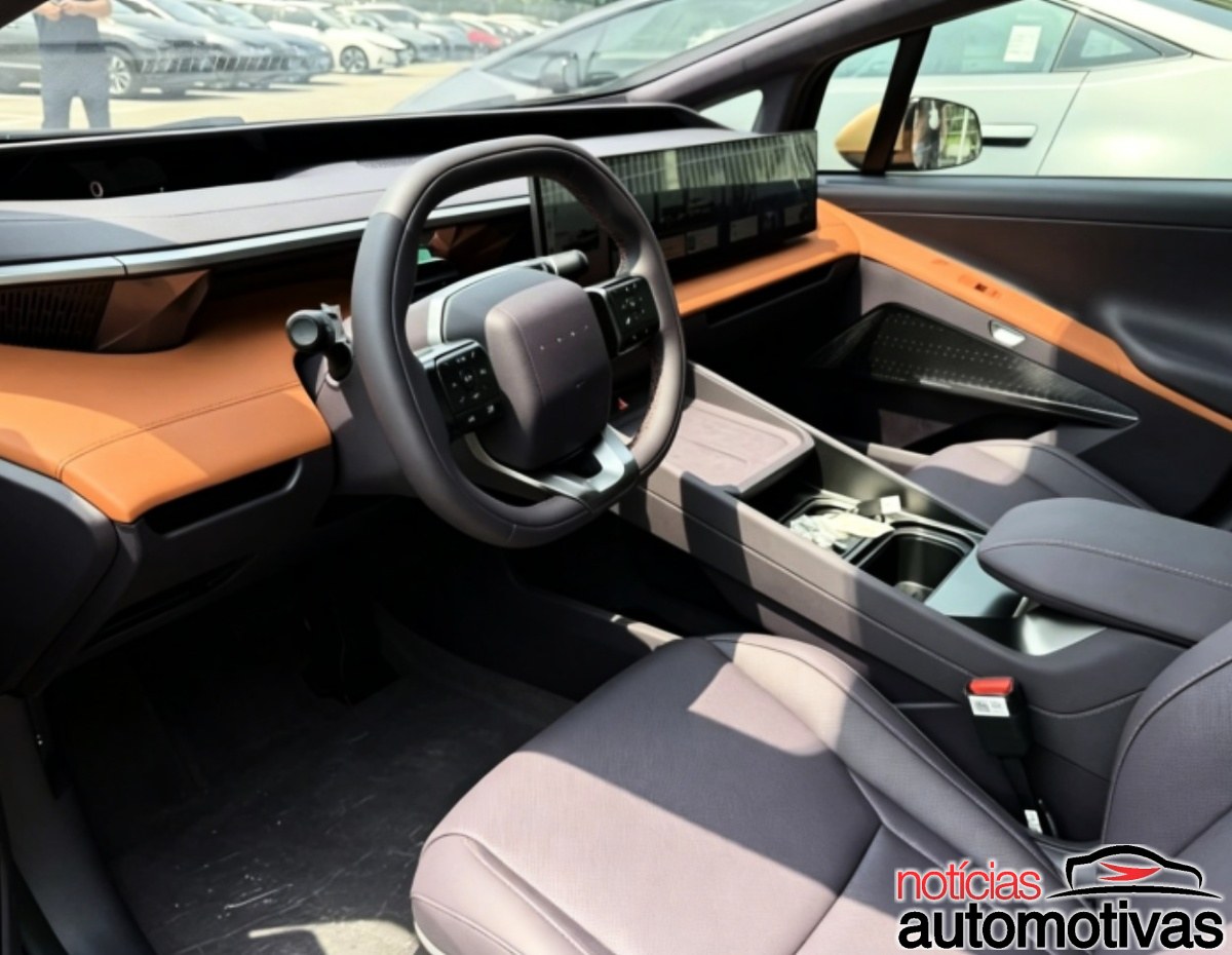 Hyundai Ioniq V Na Rua China 4
