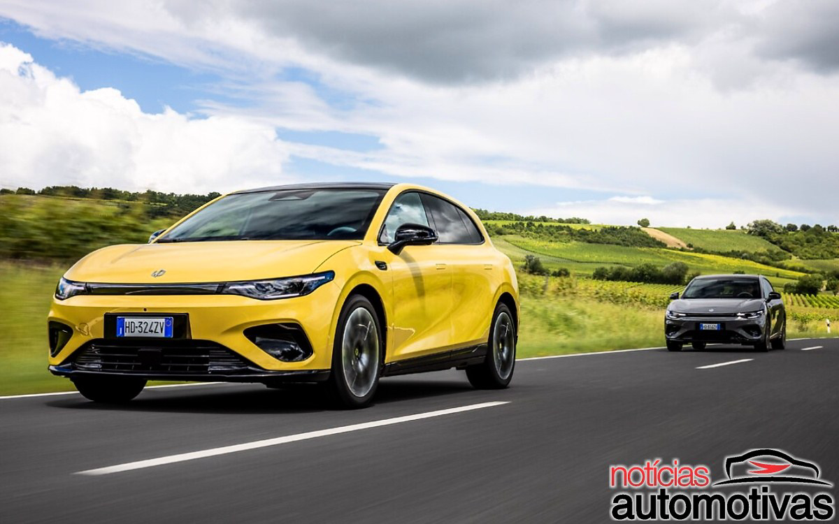 Com portas sem moldura e silhueta de cupê, o Leapmotor B05 estreia na Europa para encarar o VW Golf, com 218 cv e até 482 km de alcance WLTP