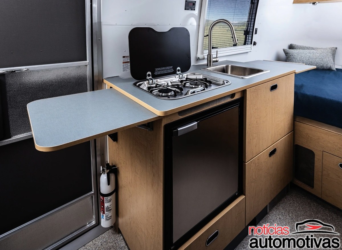 Airstream World Traveler 17Rb 3