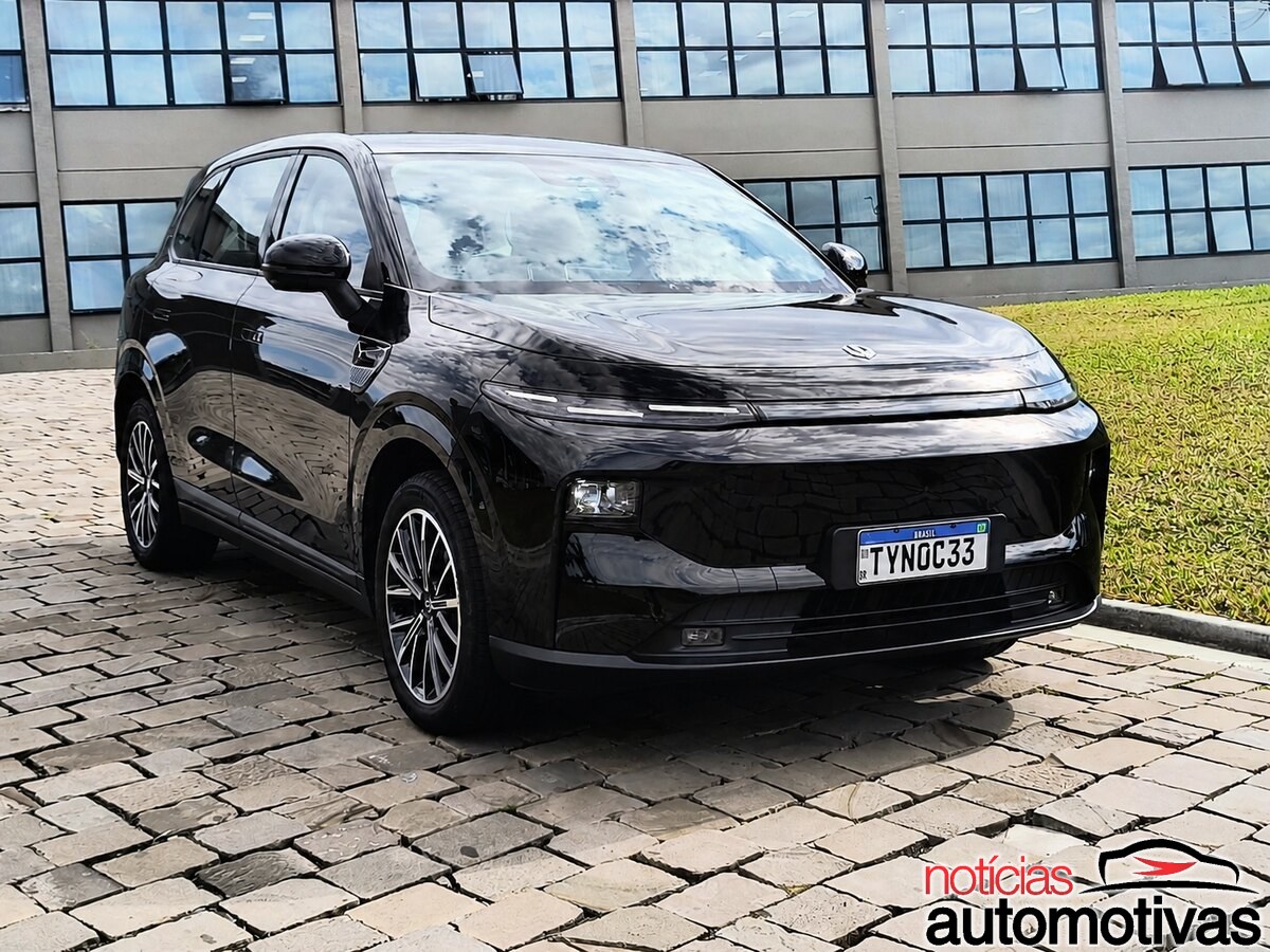 Avaliação Leapmotor B10: Desempenho envolvente e cabine moderna, porém exagera nos comandos pela tela e não entrega banco elétrico do motorista