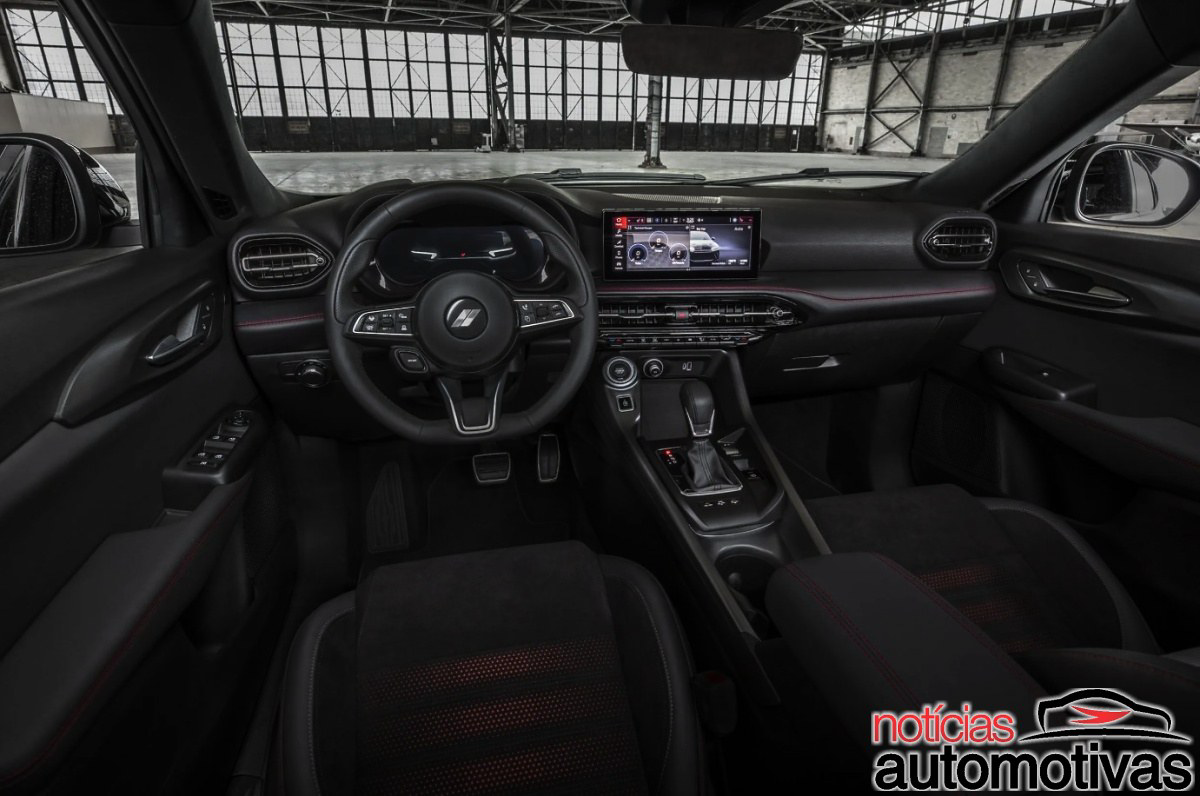 Dodge Hornet Crossover 4