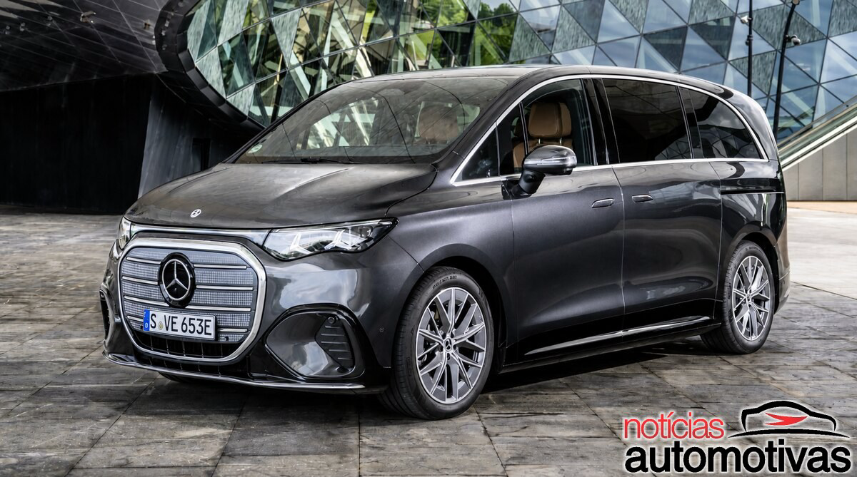 Mercedes-Benz amplia a gama do VLE 300 elétrico com visual AMG e até 8 lugares, enquanto o preço na Alemanha parte de € 65.458,80