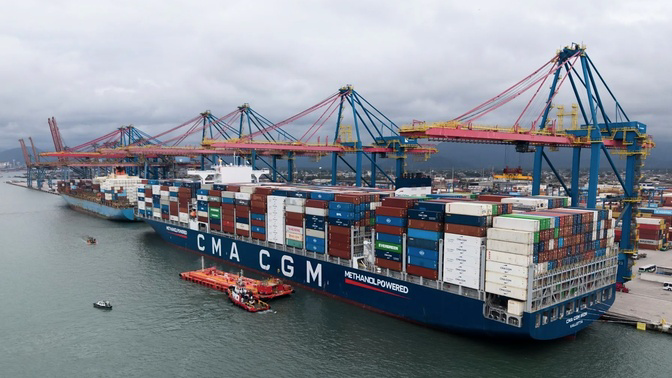 Navio Etanol Cma Cgm Iron