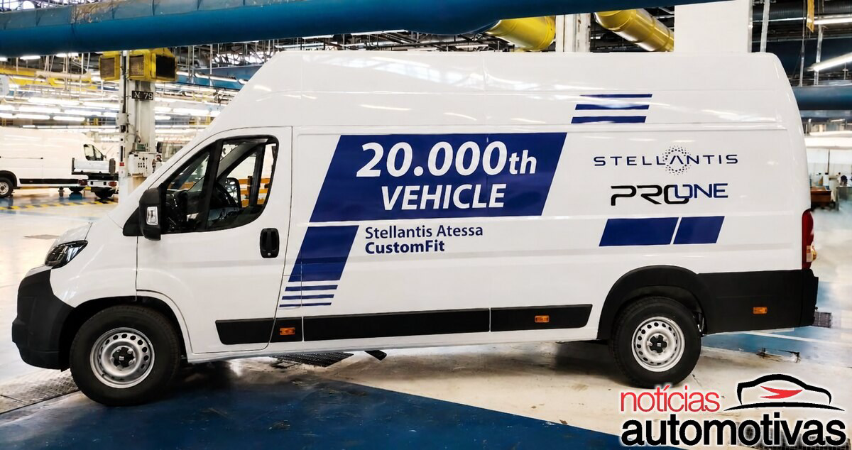 Na fábrica de Atessa, na Itália, a Stellantis Pro One amplia a linha de comerciais sob medida e chega a 20 mil unidades convertidas no CustomFit