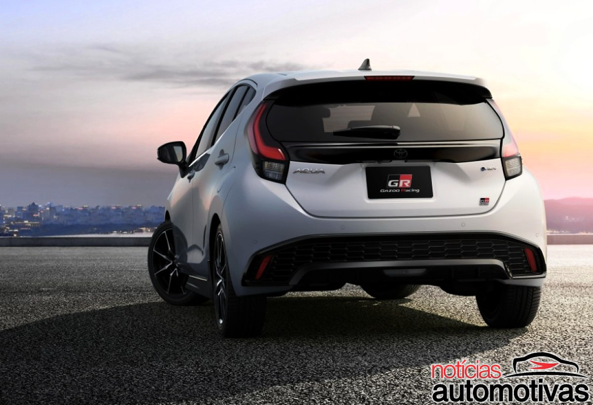 Toyota Aqua Gr Sport 2