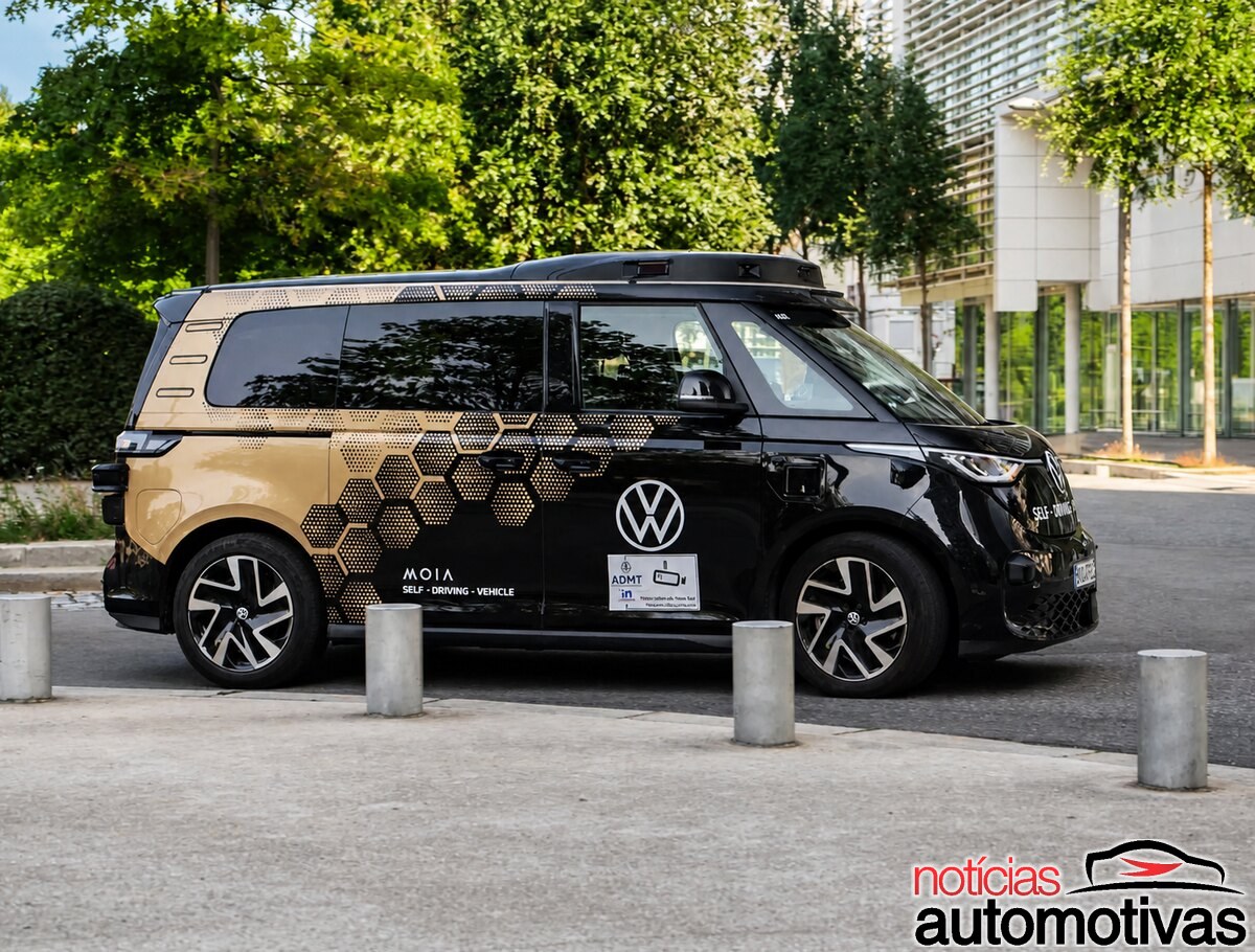 Volkswagen leva o ID. Buzz autônomo às ruas de Hamburgo com viagens gratuitas, lista de espera e um operador ao volante