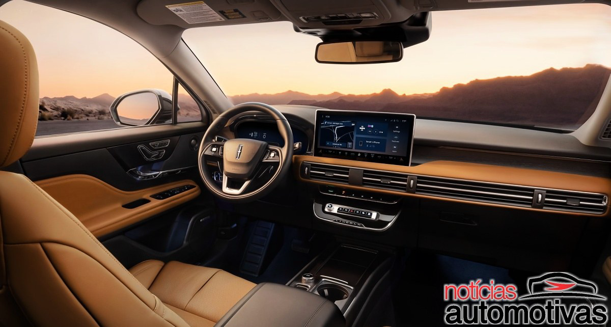 Lincoln Corsair Hybrid 2027 3