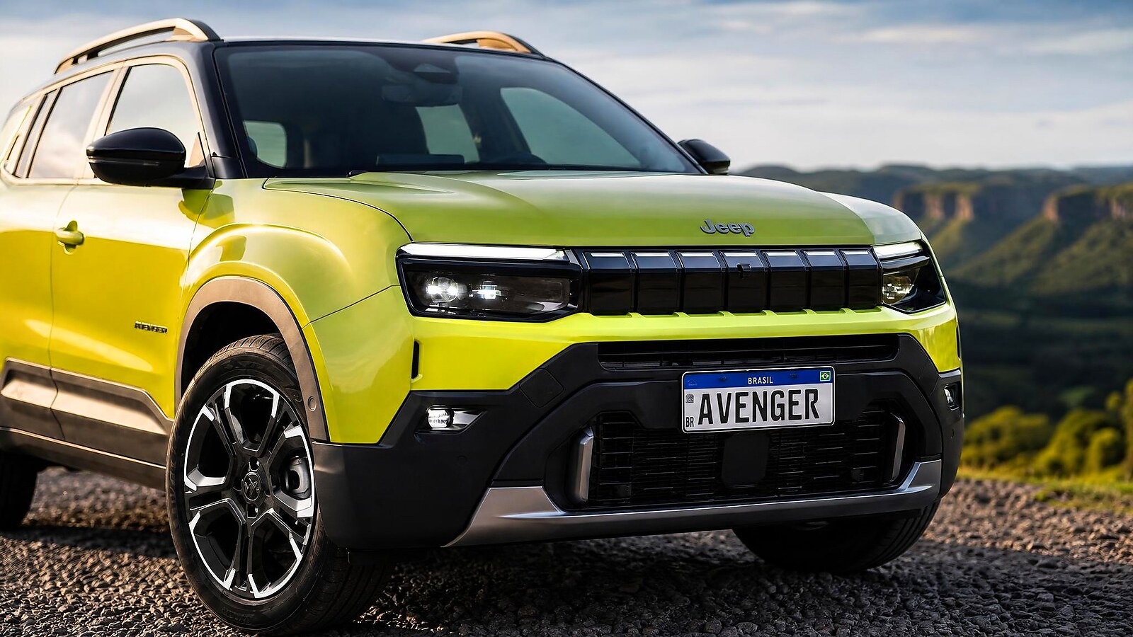 Primeiras impressões do Avenger: Jeep o coloca como forte concorrente entre SUVs de entrada