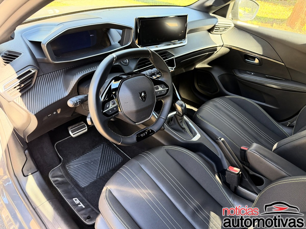 Avaliacao Peugeot 208 Gt Hybrid 2026 Cinza 5