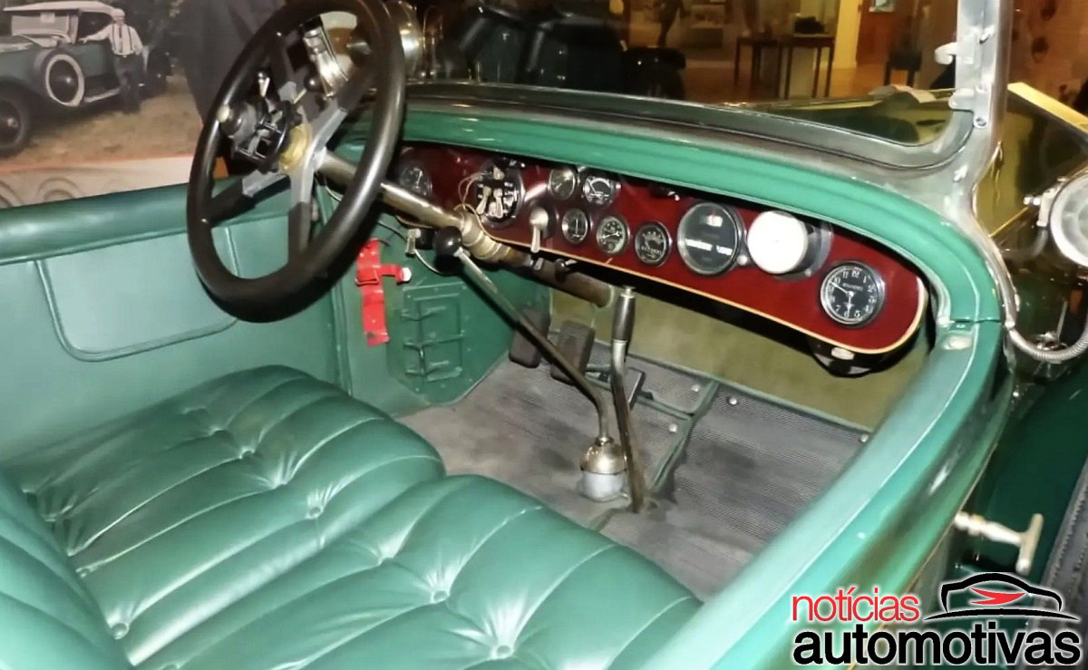 Homem Rolls Royce 77 Anos 3