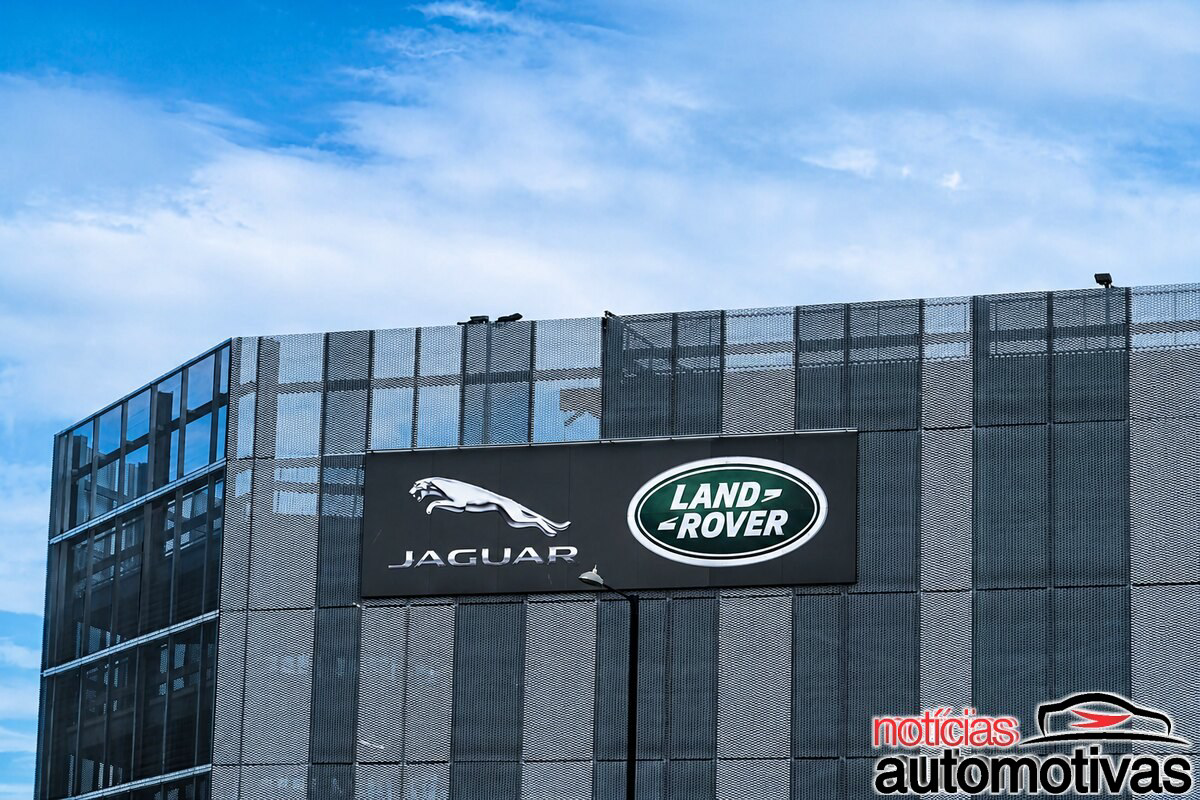 Jaguar Land Rover prepara corte de 4 mil empregos no Reino Unido sob pressão de custos e avanço chinês na Europa eletrificada
