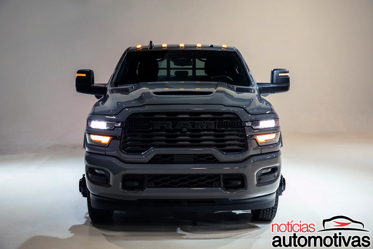 Ram Chassis Cab Night Edition 2027 2 Ram Chassis Cab Night Edition 2027 2