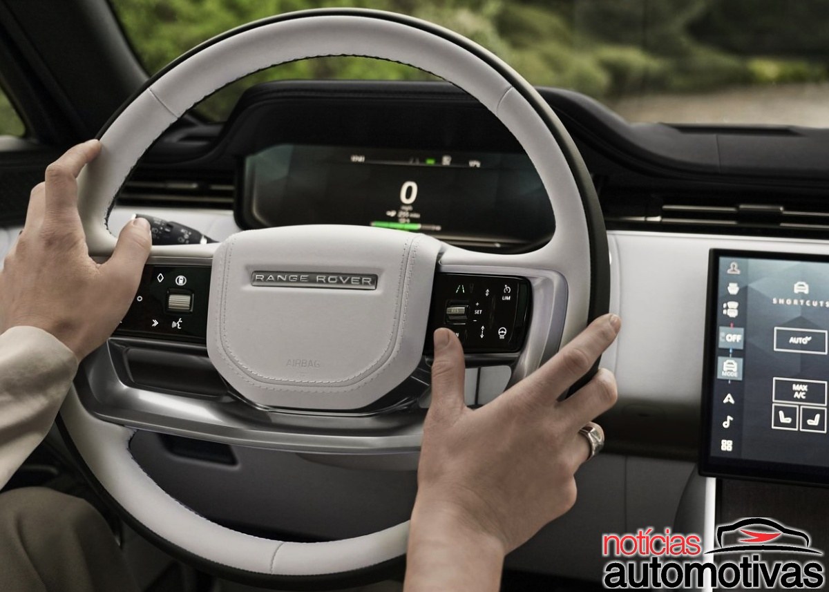 Range Rover Electric 5