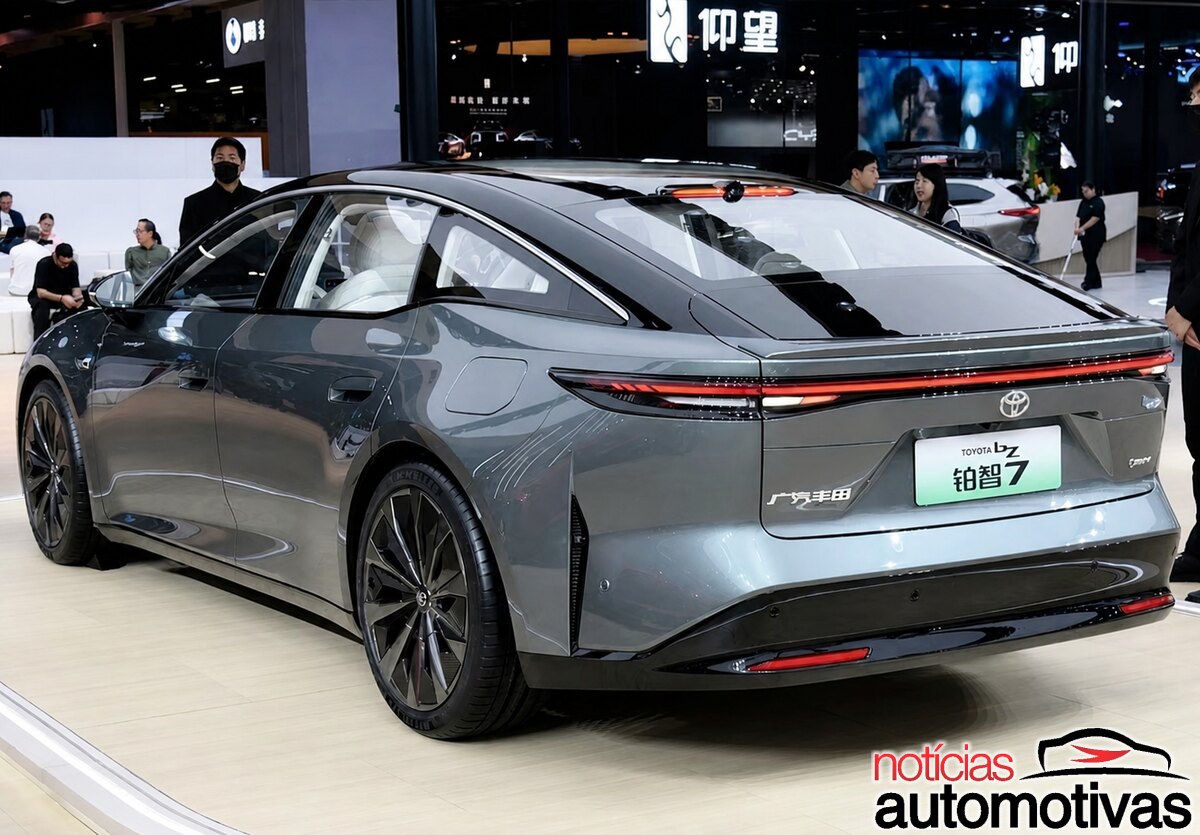 Sob pressão dos elétricos chineses, Toyota aposta em carros elétricos com gerador a combustão e até cinco vezes mais autonomia