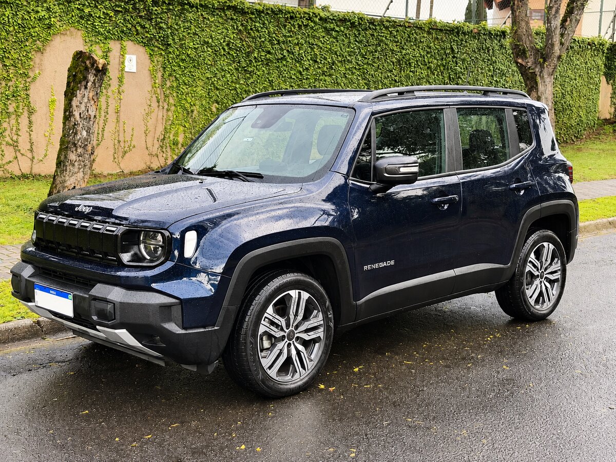 Jeep Renegade supera 600 mil vendas no Brasil e ganha novo lugar na linha: versão Longitude T270 Flex chega por R$ 155.690