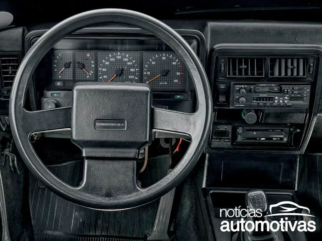 Chevrolet Opala Comodoro SLE Coupe 1988 panel
