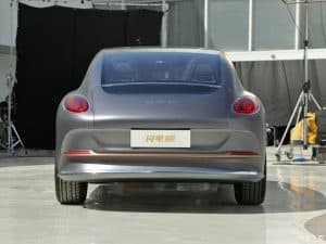 Chinesa Euler prepara um mini Panamera elétrico em Xangai 