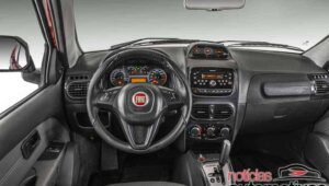 Fiat Strada Adventure CD 2015 4