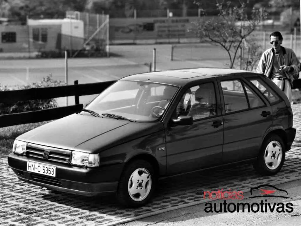 Fiat Tipo UK spec 161 1988–93 designed by I.DE .A