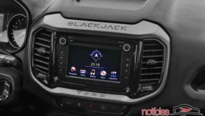 Fiat Toro Blackjack 2018 8