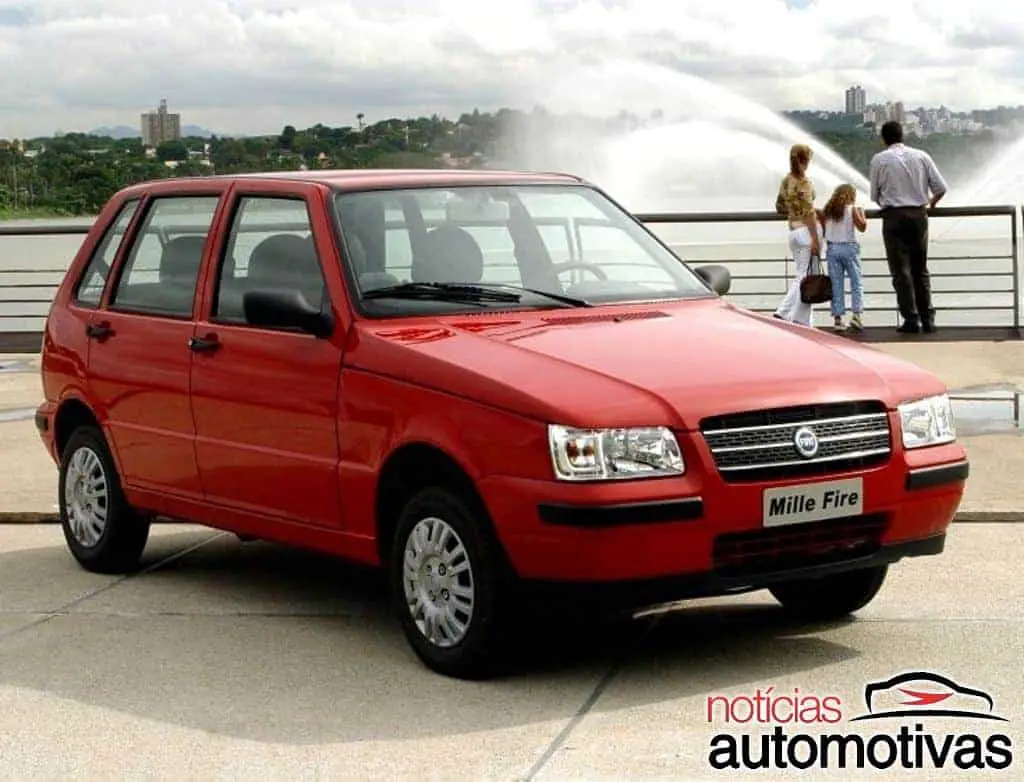 Fiat Uno Mille  Como era o primeiro carro popular do Brasil