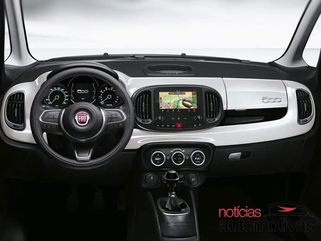 Front panel Fiat 500L Worldwide 330 2017