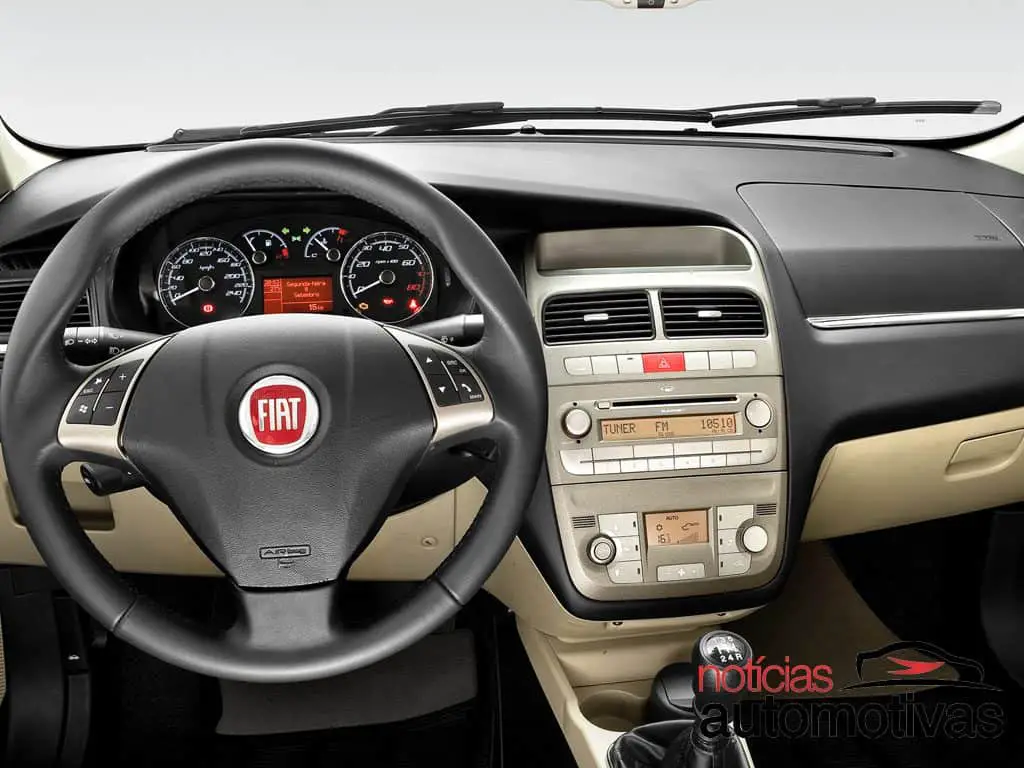 Front panel Fiat Linea BR spec 323 2008–14