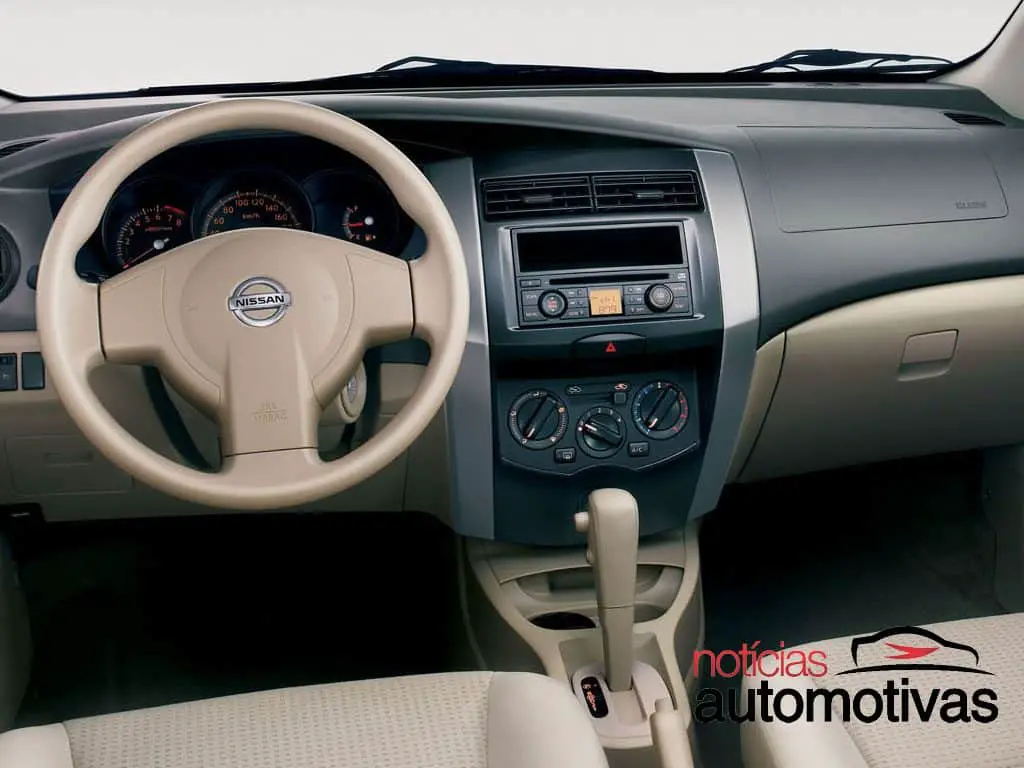 Front panel Nissan Livina 2007–13