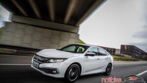 Honda Civic Touring 2020 9