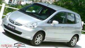 Honda Fit 2005