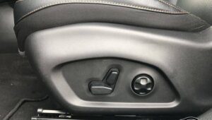 Jeep Compass Limited Diesel 2018 interior 16 1