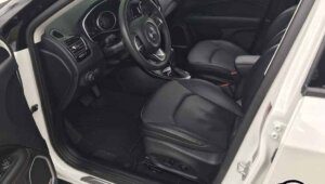 Jeep Compass Limited Diesel 2018 interior 3 1