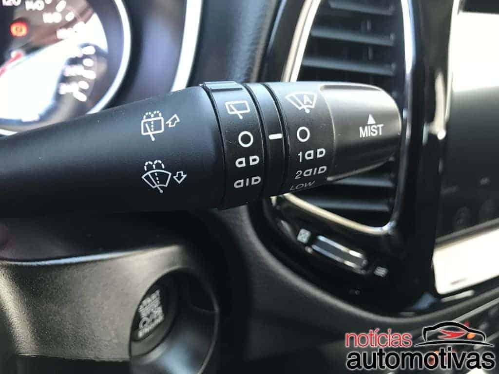 Jeep Compass 2.016 - Página 5 Jeep-Compass-Limited-Diesel-2018-interior-39-1