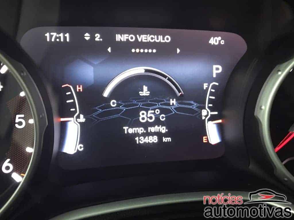 Jeep Compass 2.016 - Página 5 Jeep-Compass-Limited-Diesel-2018-interior-68-1