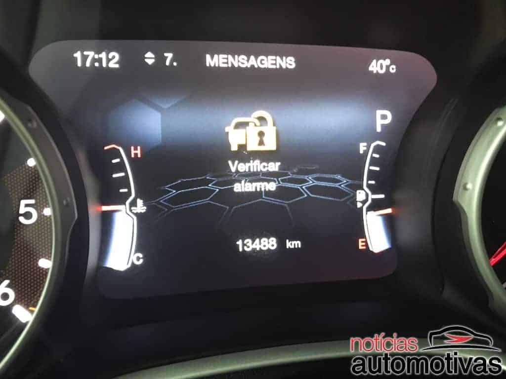 Jeep Compass 2.016 - Página 5 Jeep-Compass-Limited-Diesel-2018-interior-77-1