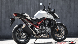 MN foto C Honda CB750 Hornet 2026