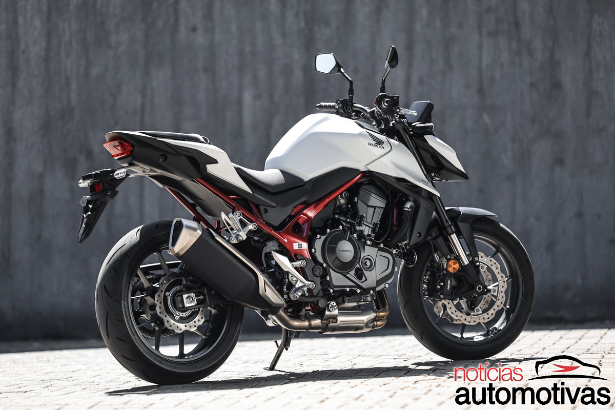 MN foto C Honda CB750 Hornet 2026